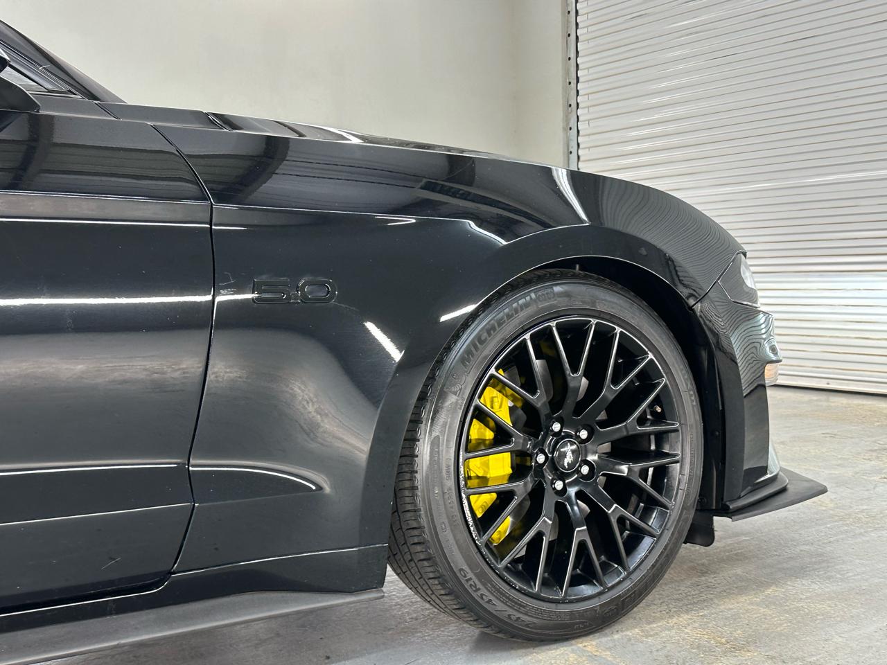 Ford Mustang GT Premium Coupe 2018