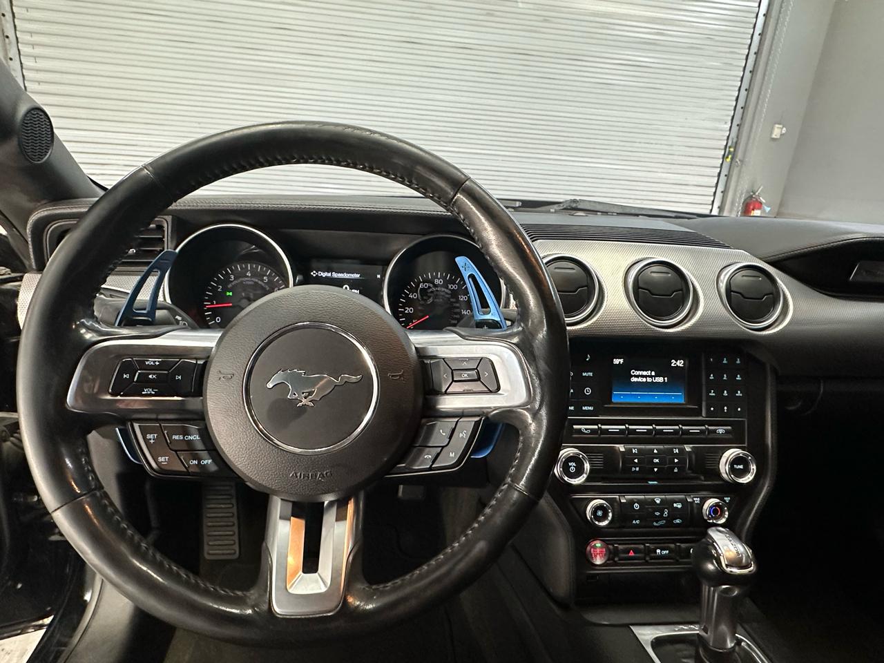 Ford Mustang GT Premium Coupe 2018