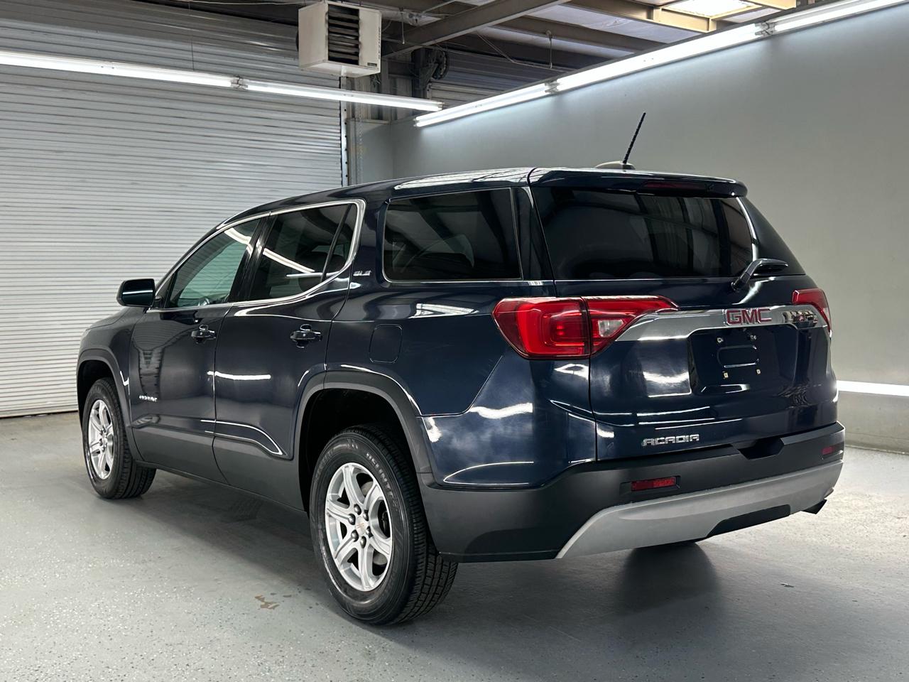 GMC Acadia SLE-1 FWD 2017