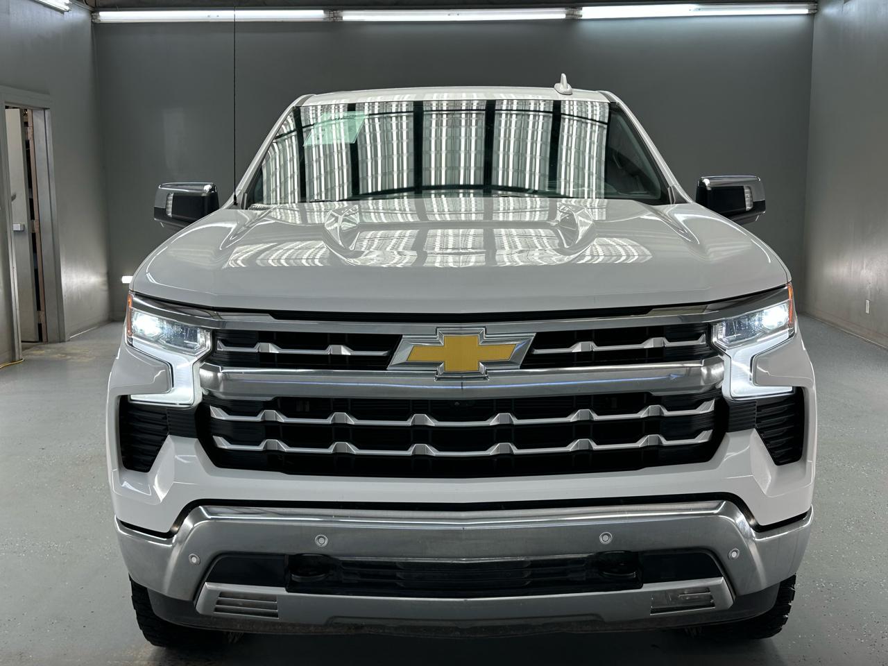 Chevrolet Silverado 1500 LTZ Crew Cab 4WD 2024