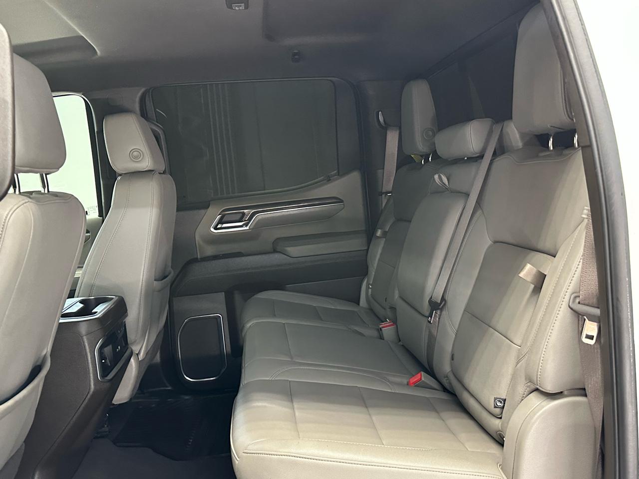 Chevrolet Silverado 1500 LTZ Crew Cab 4WD 2024