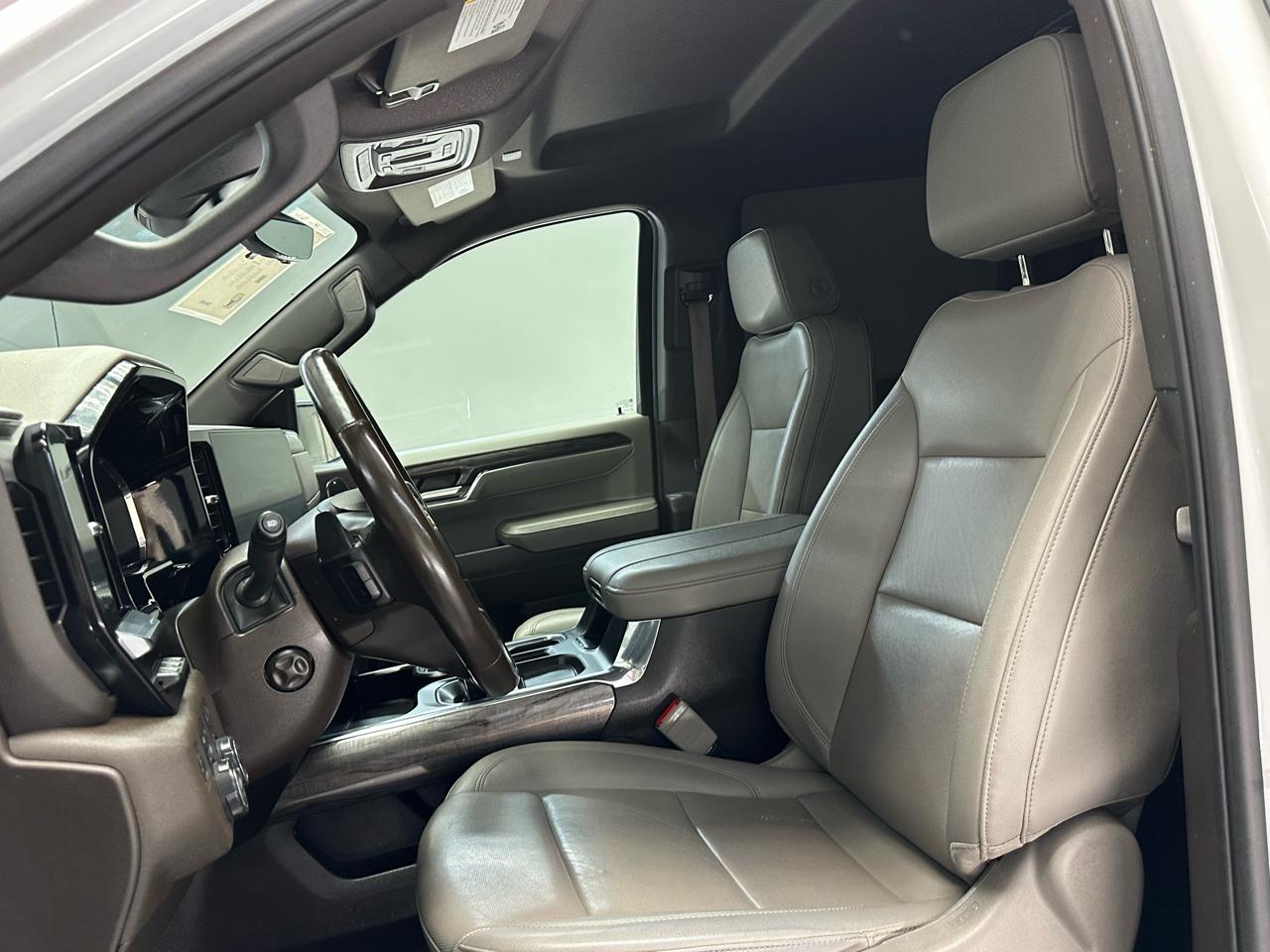 Chevrolet Silverado 1500 LTZ Crew Cab 4WD 2024