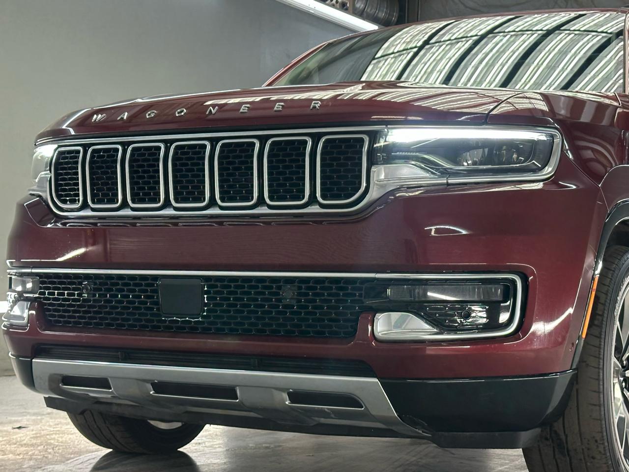 Jeep Wagoneer Series III 4WD 2022