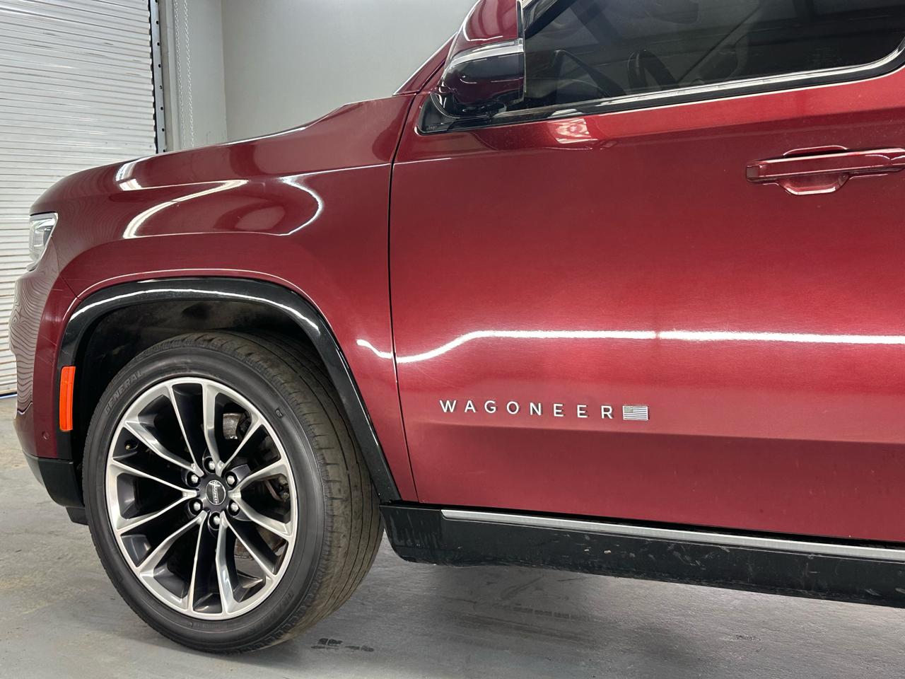 Jeep Wagoneer Series III 4WD 2022