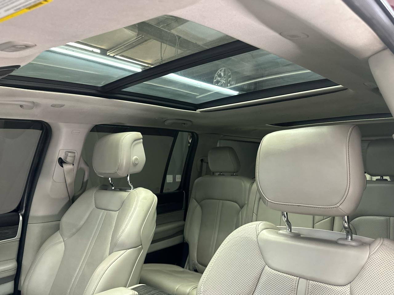 Jeep Wagoneer Series III 4WD 2022