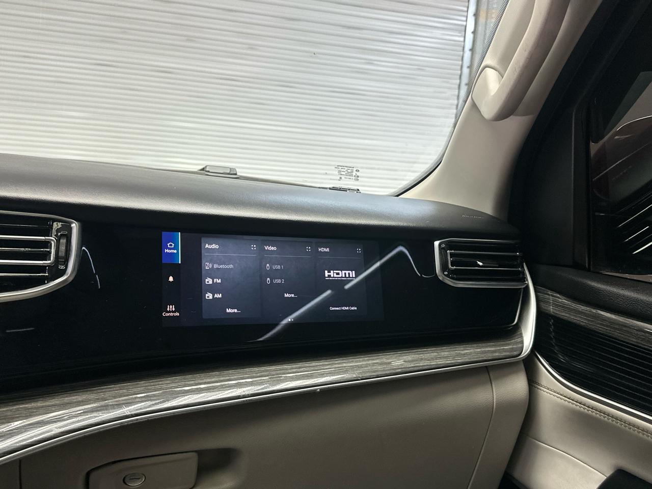 Jeep Wagoneer Series III 4WD 2022