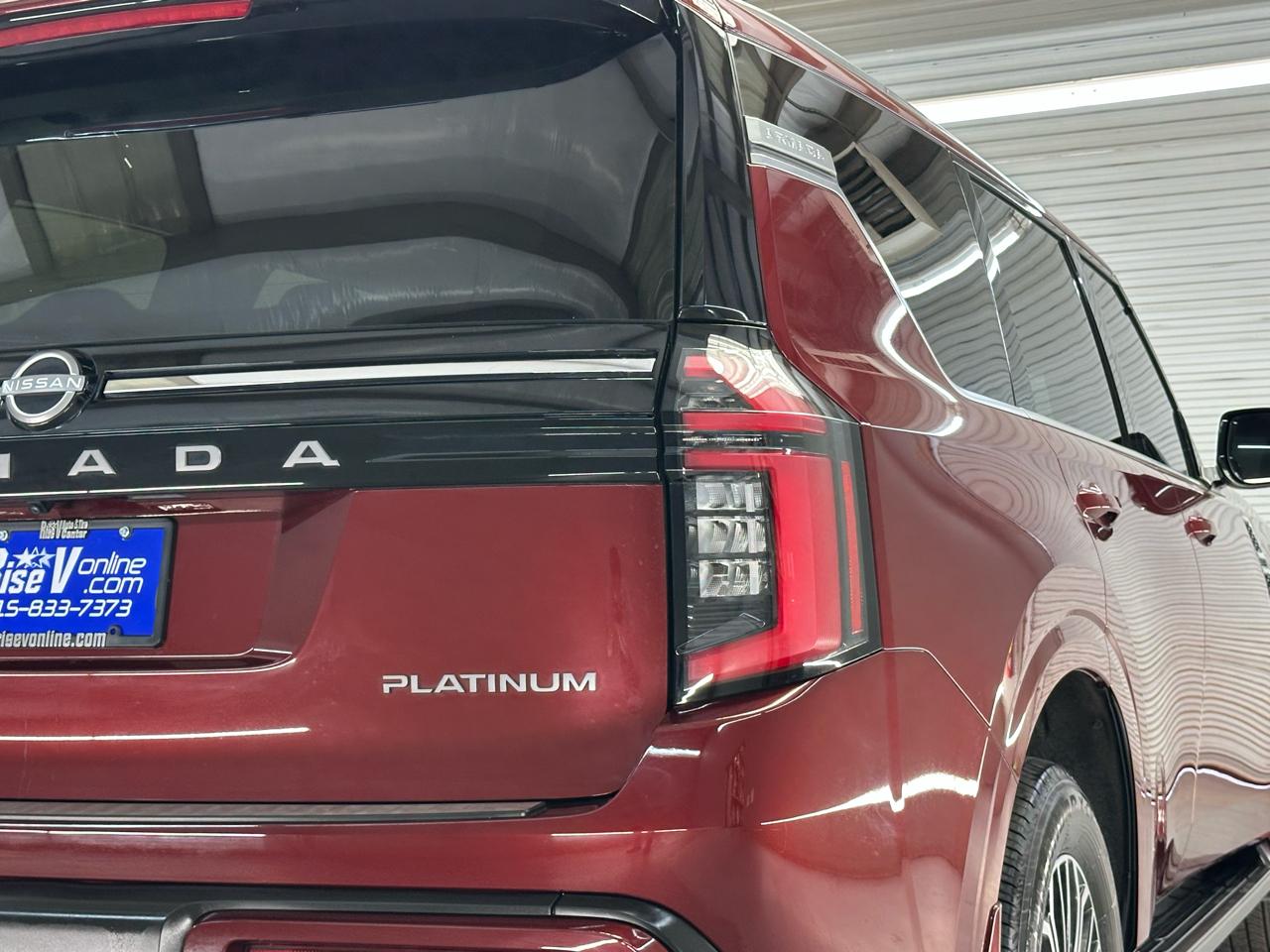 Nissan Armada Platinum 2025