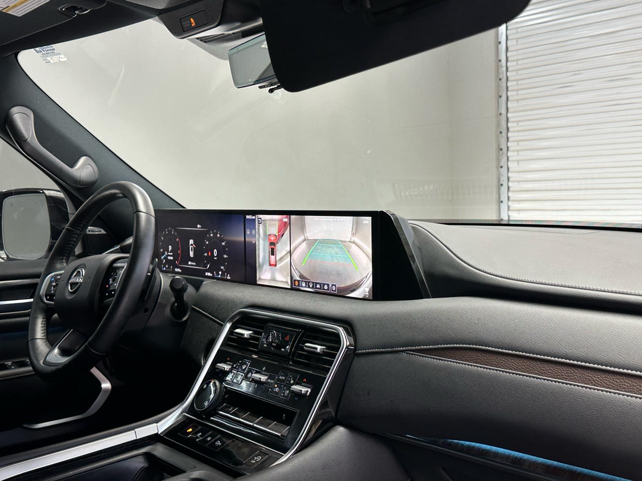 Nissan Armada Platinum 2025