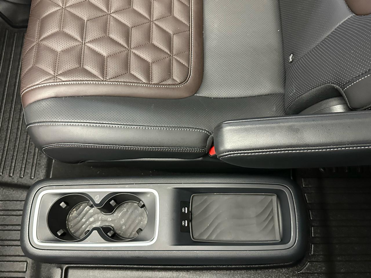 Nissan Armada Platinum 2025