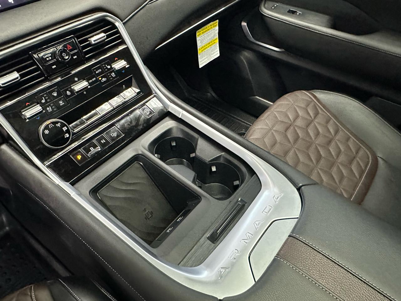 Nissan Armada Platinum 2025