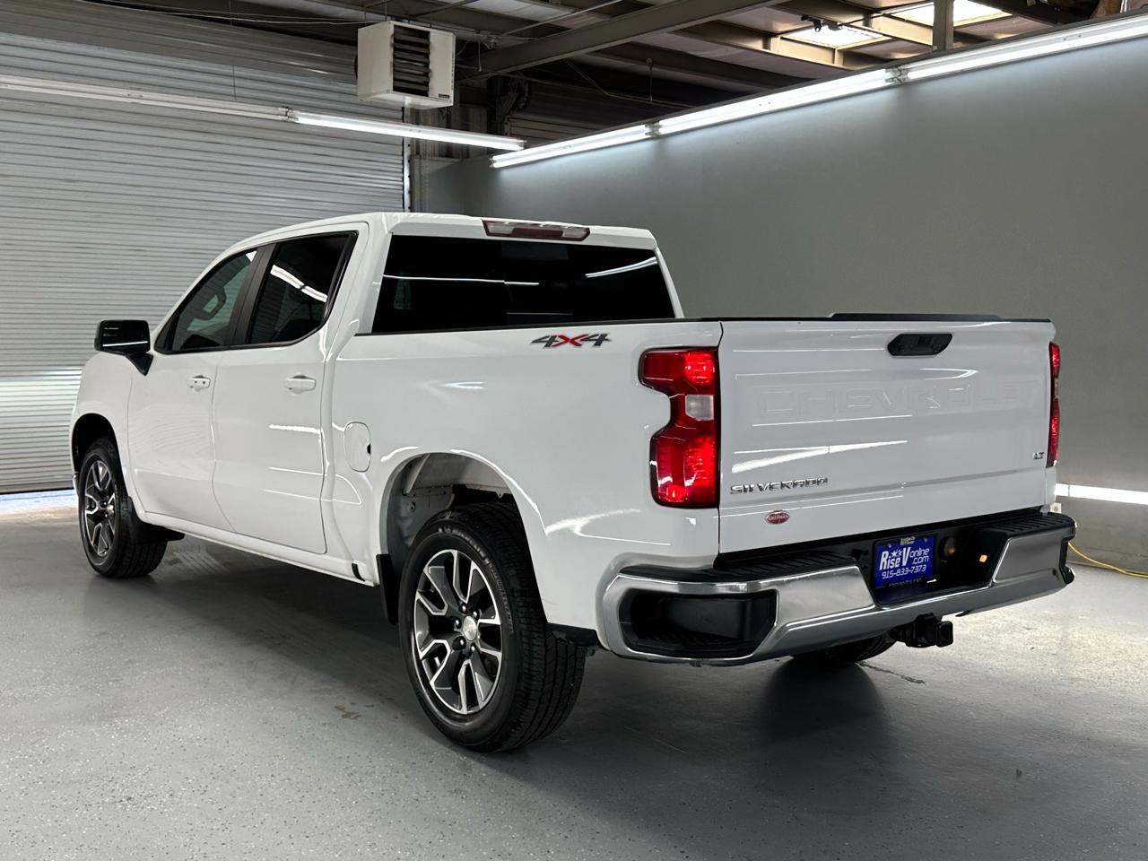 Chevrolet Silverado 1500 LT Crew Cab 4WD 2022