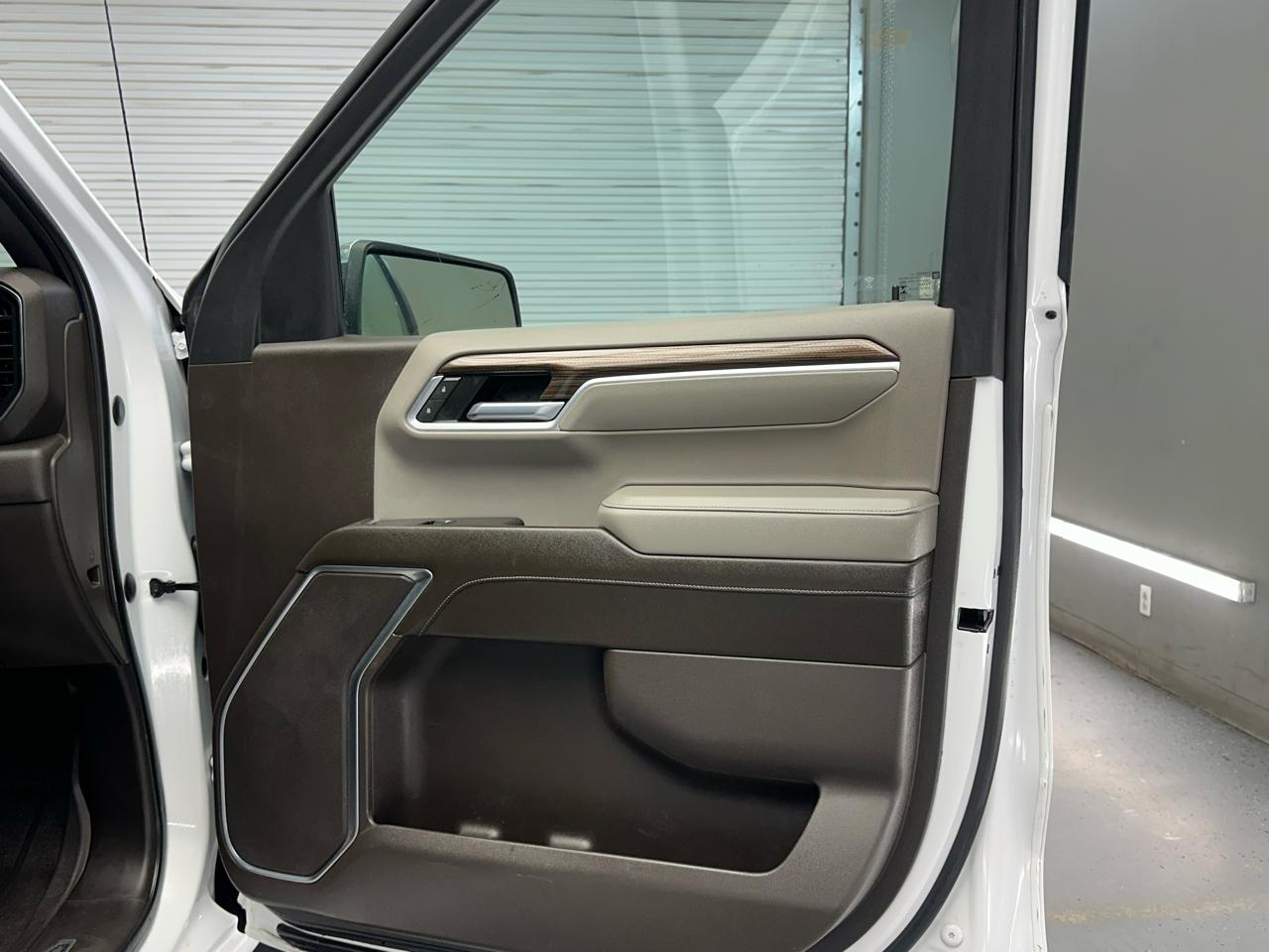 Chevrolet Silverado 1500 LT Crew Cab 4WD 2022