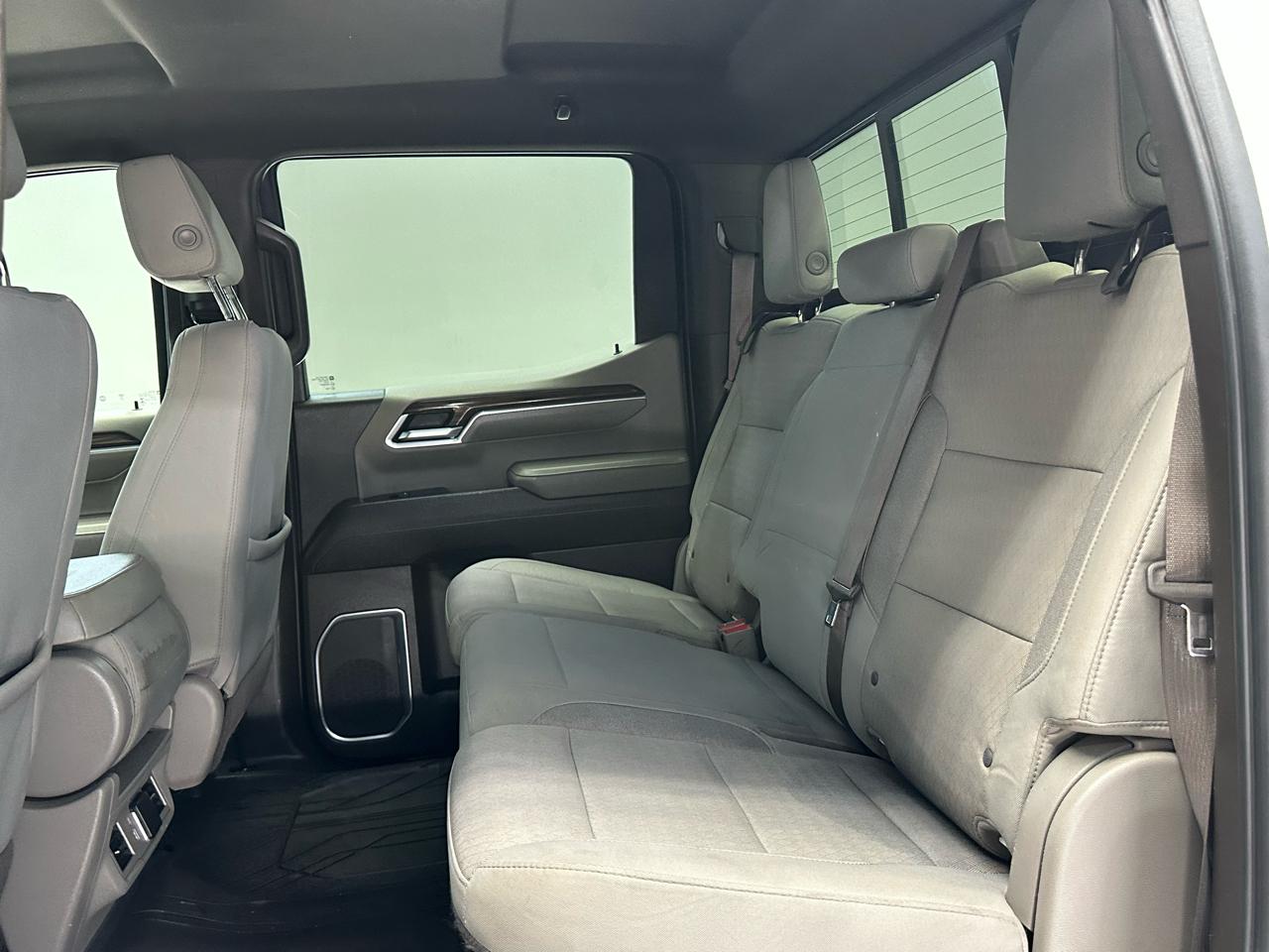 Chevrolet Silverado 1500 LT Crew Cab 4WD 2022