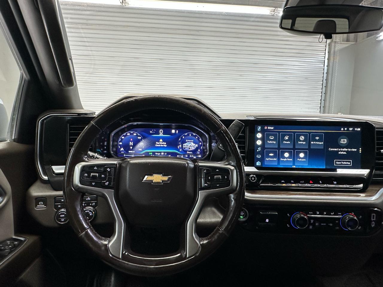 Chevrolet Silverado 1500 LT Crew Cab 4WD 2022