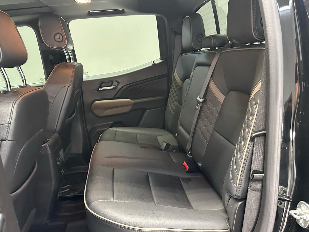 GMC Canyon Denali Crew Cab 4WD 2024