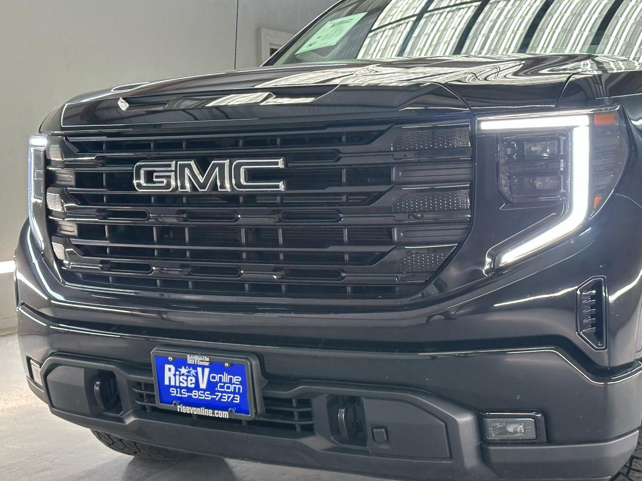 GMC Sierra 1500 Elevation Crew Cab 4WD 2023