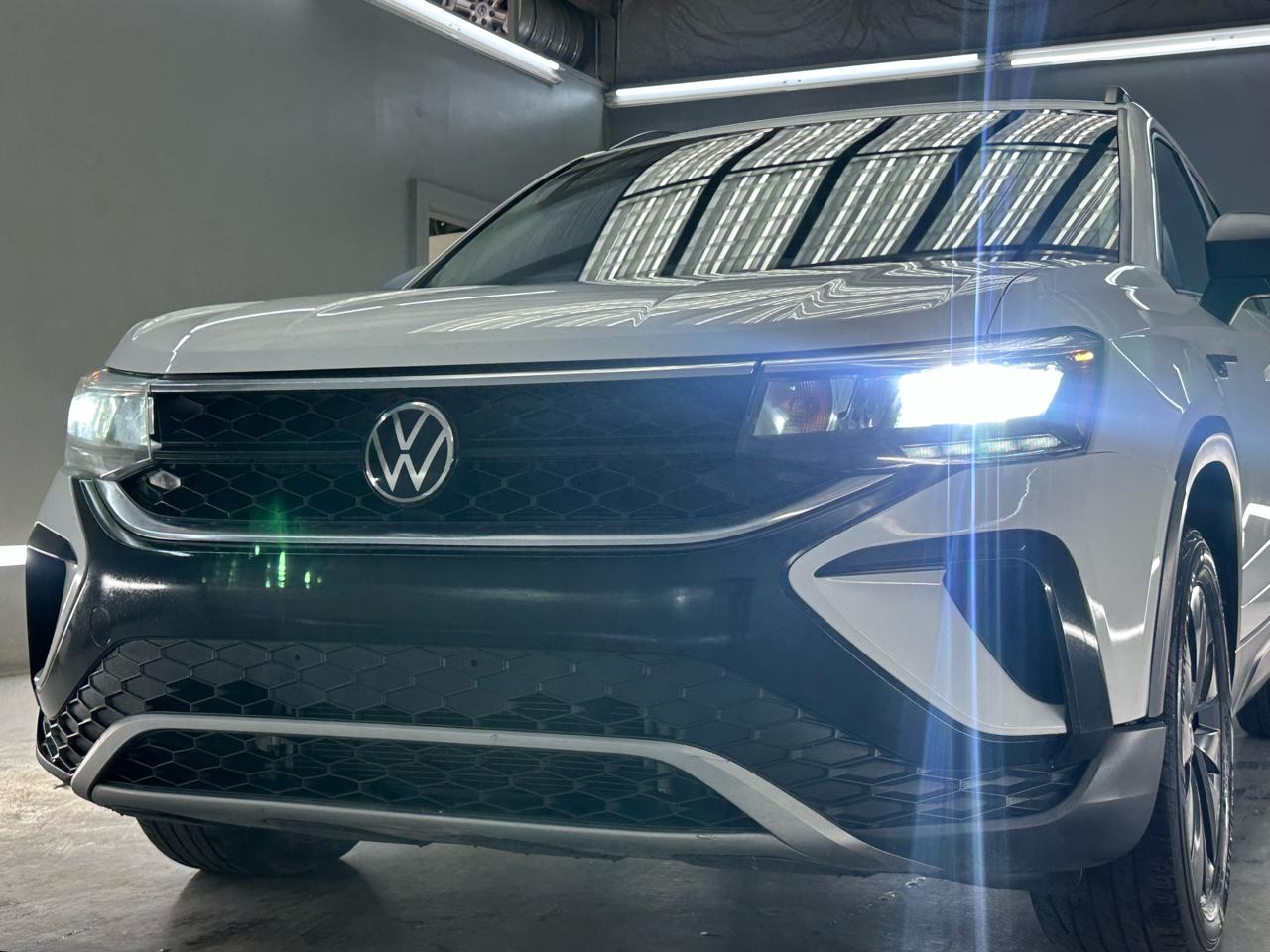 Volkswagen Taos S 2023