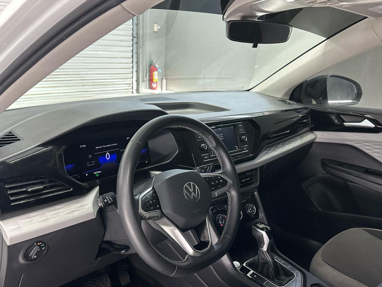 Volkswagen Taos S 2023