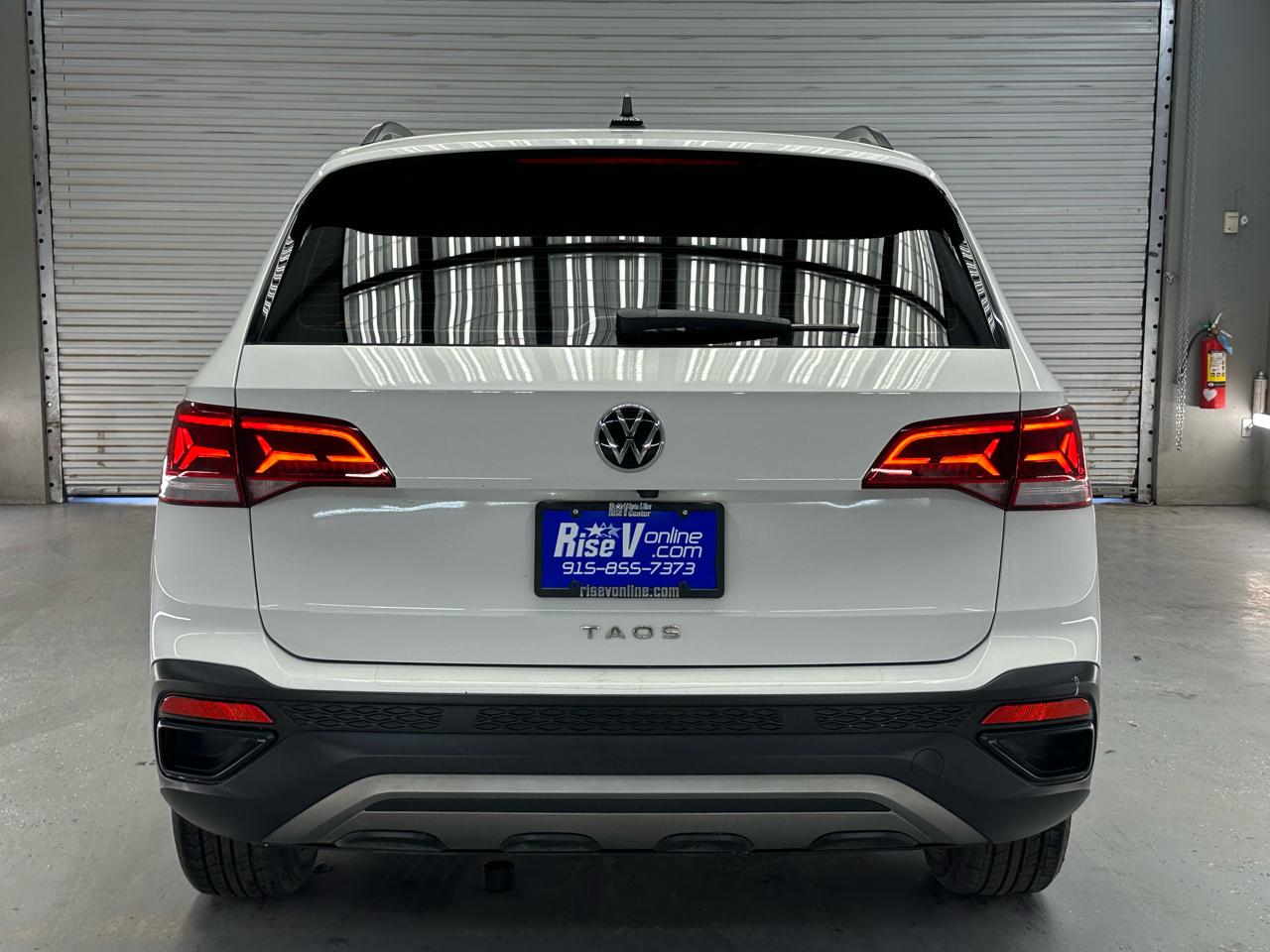 Volkswagen Taos S 2023