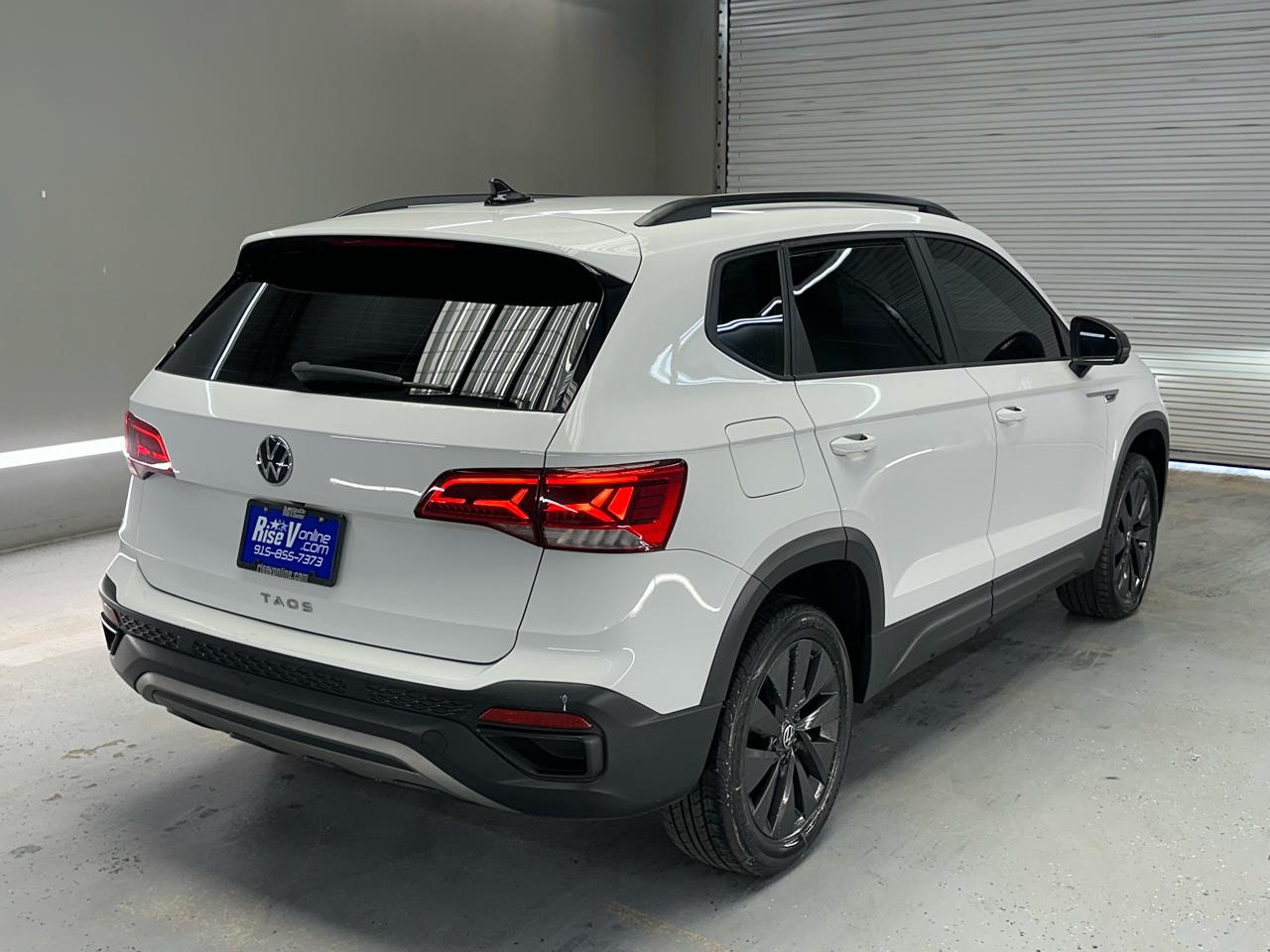 Volkswagen Taos S 2023