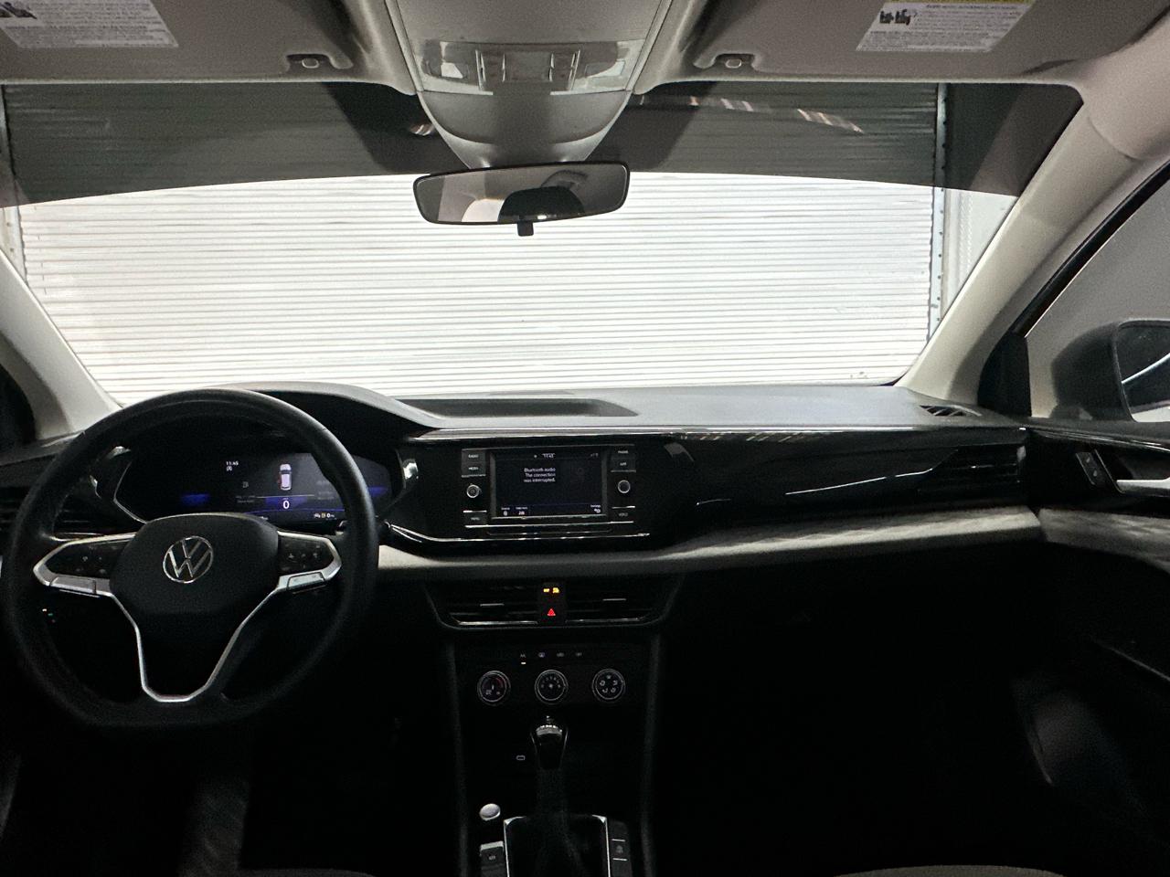 Volkswagen Taos S 2023