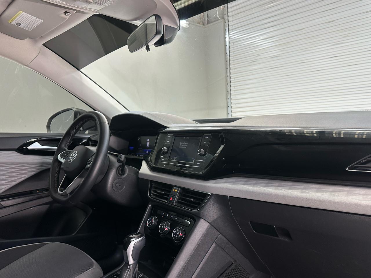 Volkswagen Taos S 2023