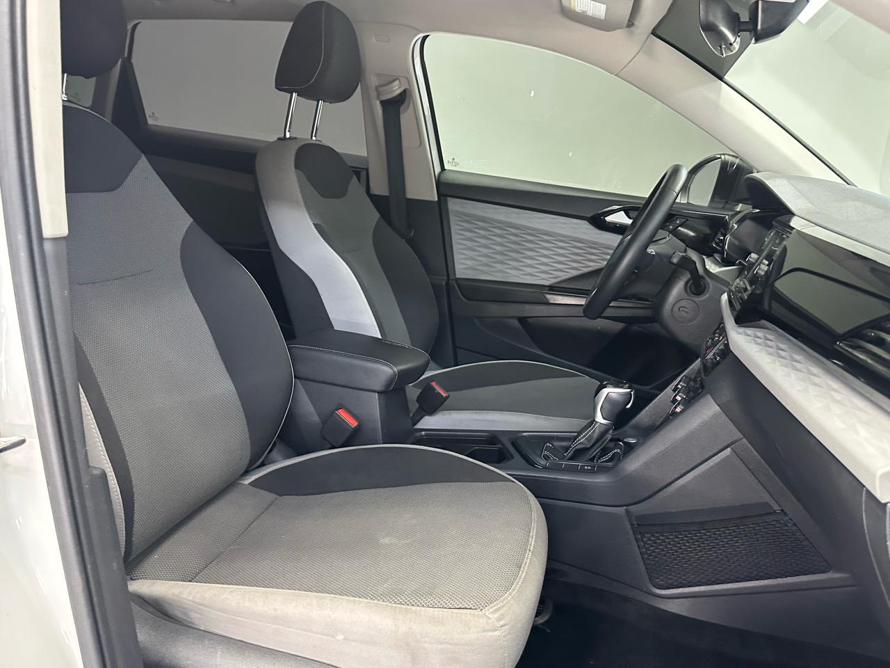 Volkswagen Taos S 2023