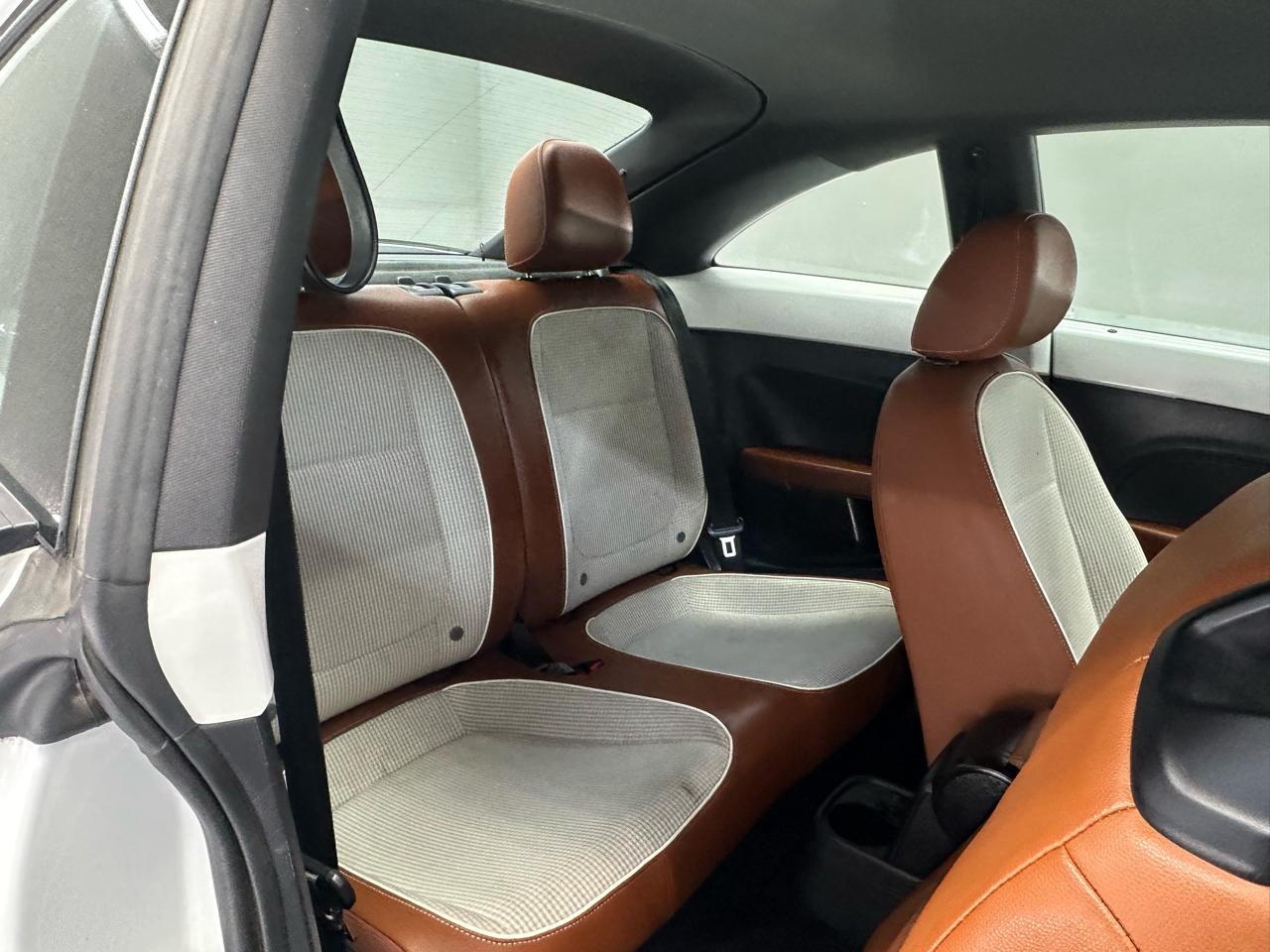 Volkswagen Beetle 1.8T S 2017