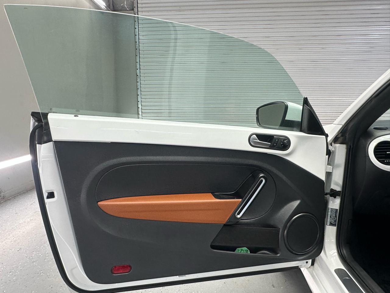 Volkswagen Beetle 1.8T S 2017