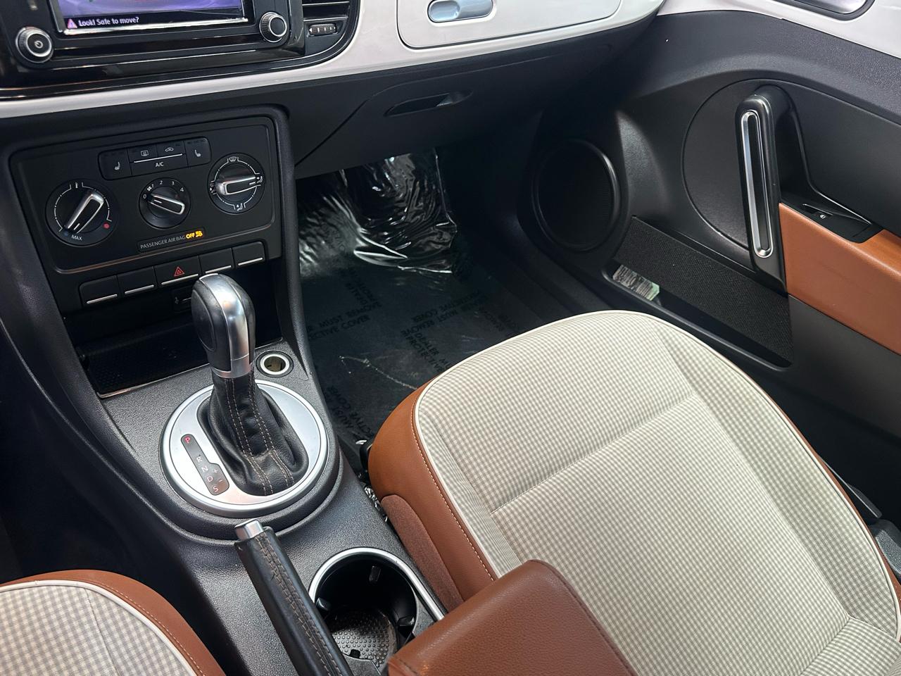 Volkswagen Beetle 1.8T S 2017