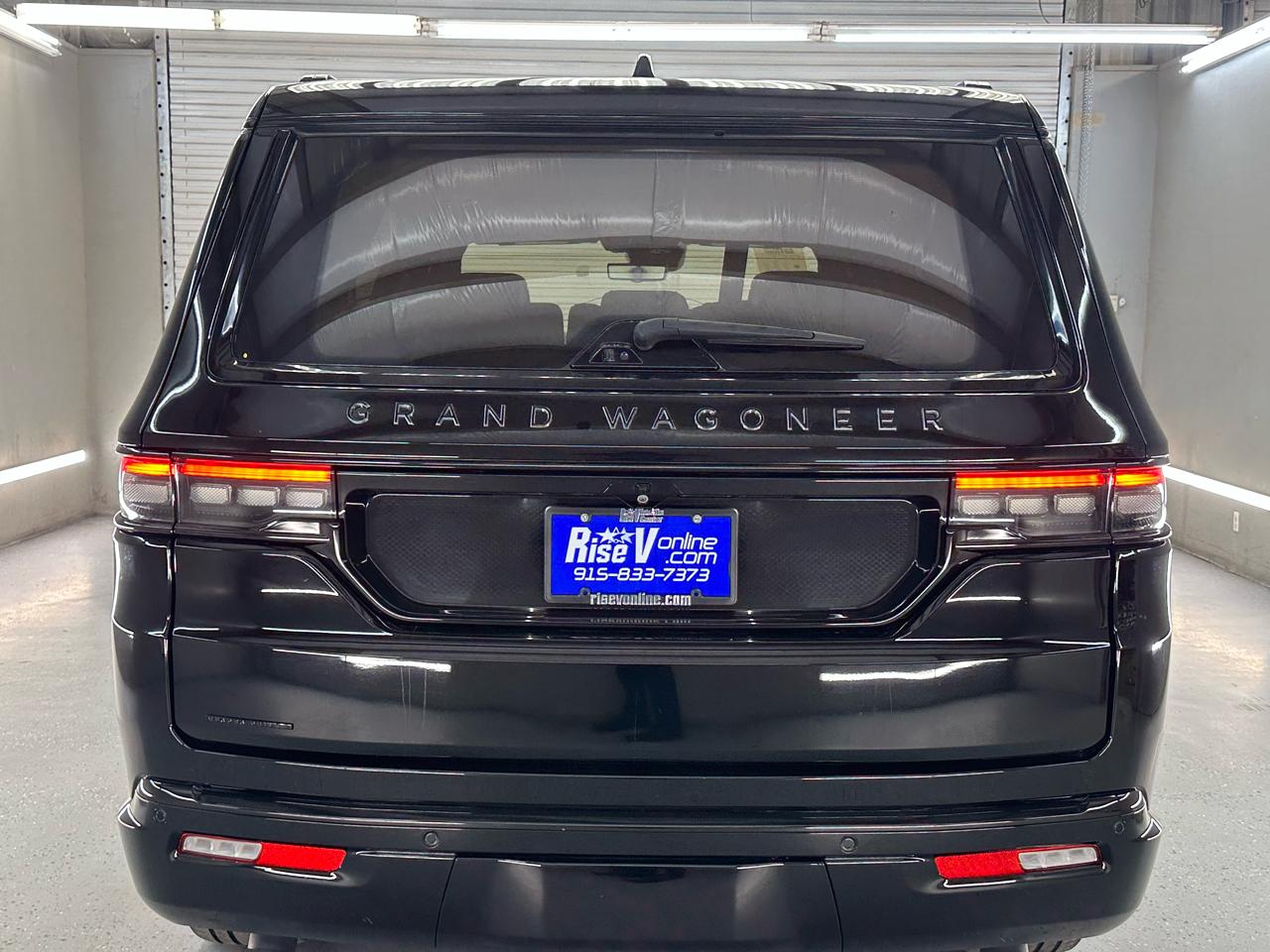 Jeep Grand Wagoneer Series II Obsidian 4x4 2023