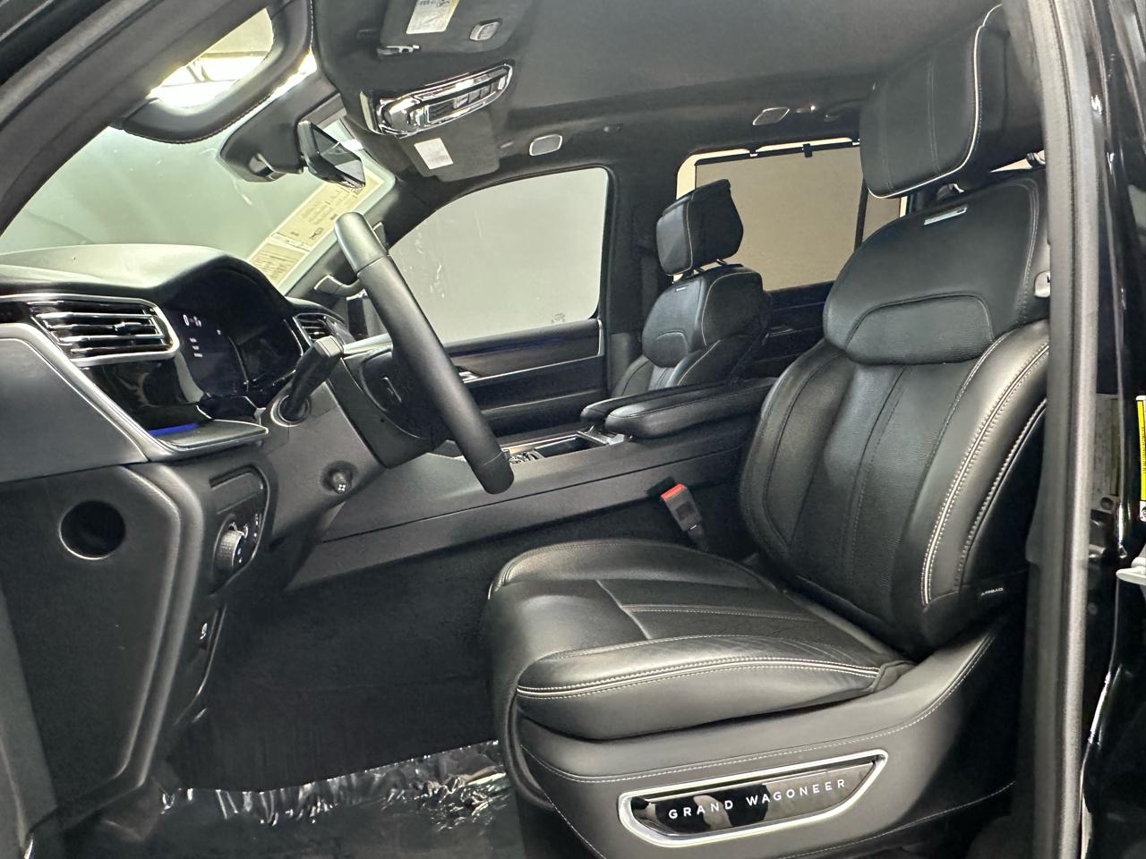 Jeep Grand Wagoneer Series II Obsidian 4x4 2023