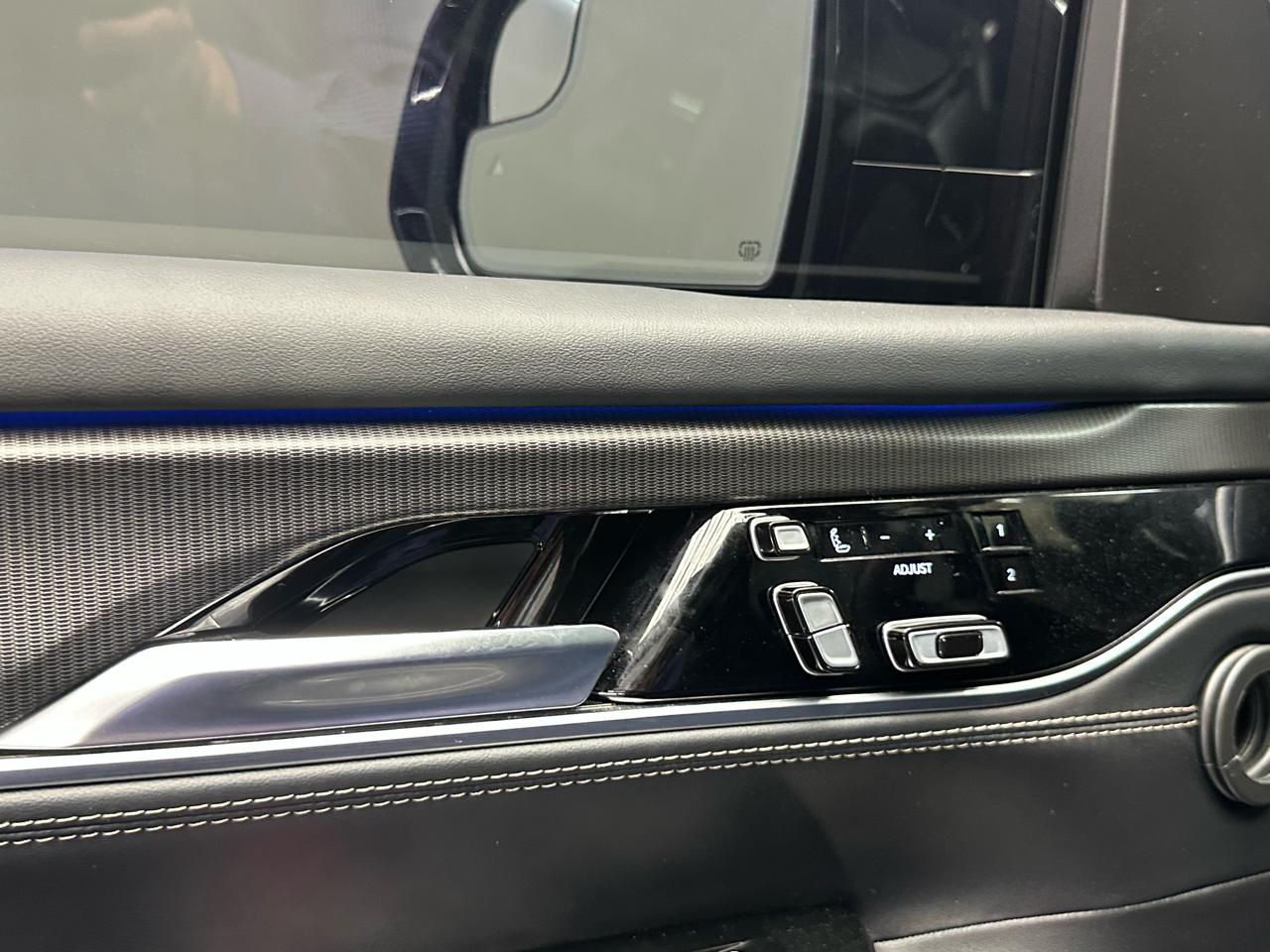 Jeep Grand Wagoneer Series II Obsidian 4x4 2023