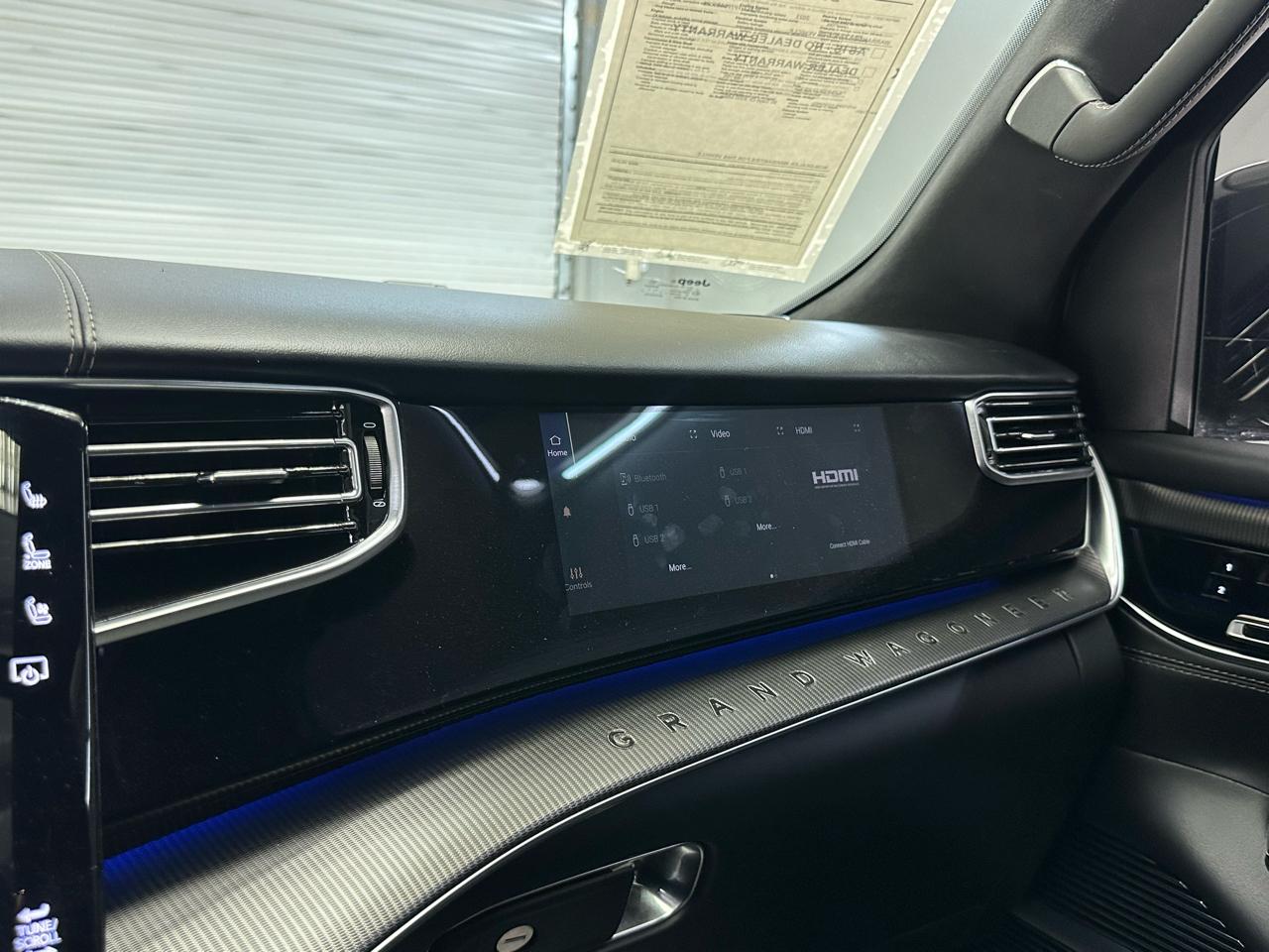 Jeep Grand Wagoneer Series II Obsidian 4x4 2023