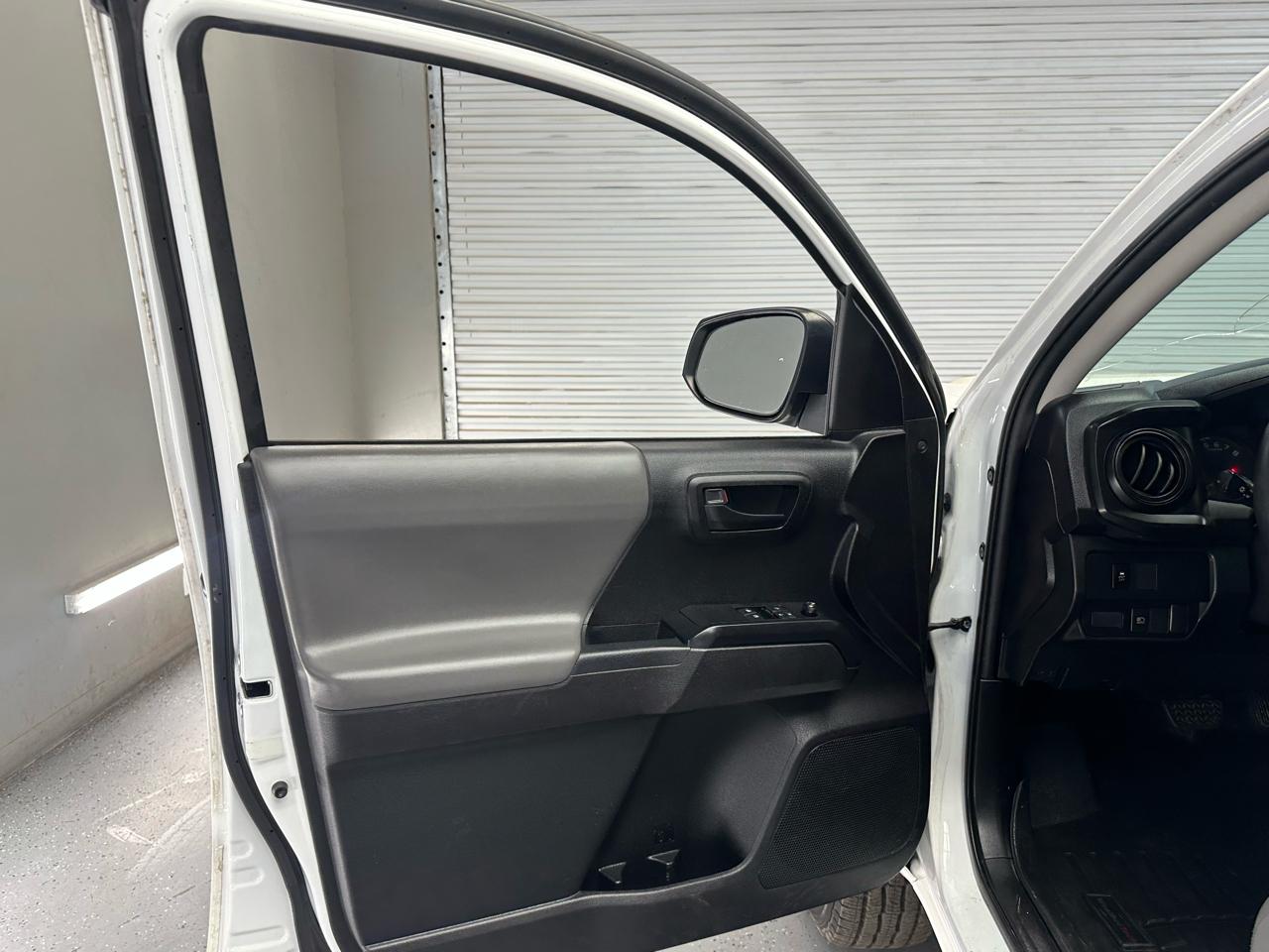 Toyota Tacoma SR5 Access Cab I4 6AT 2WD 2021