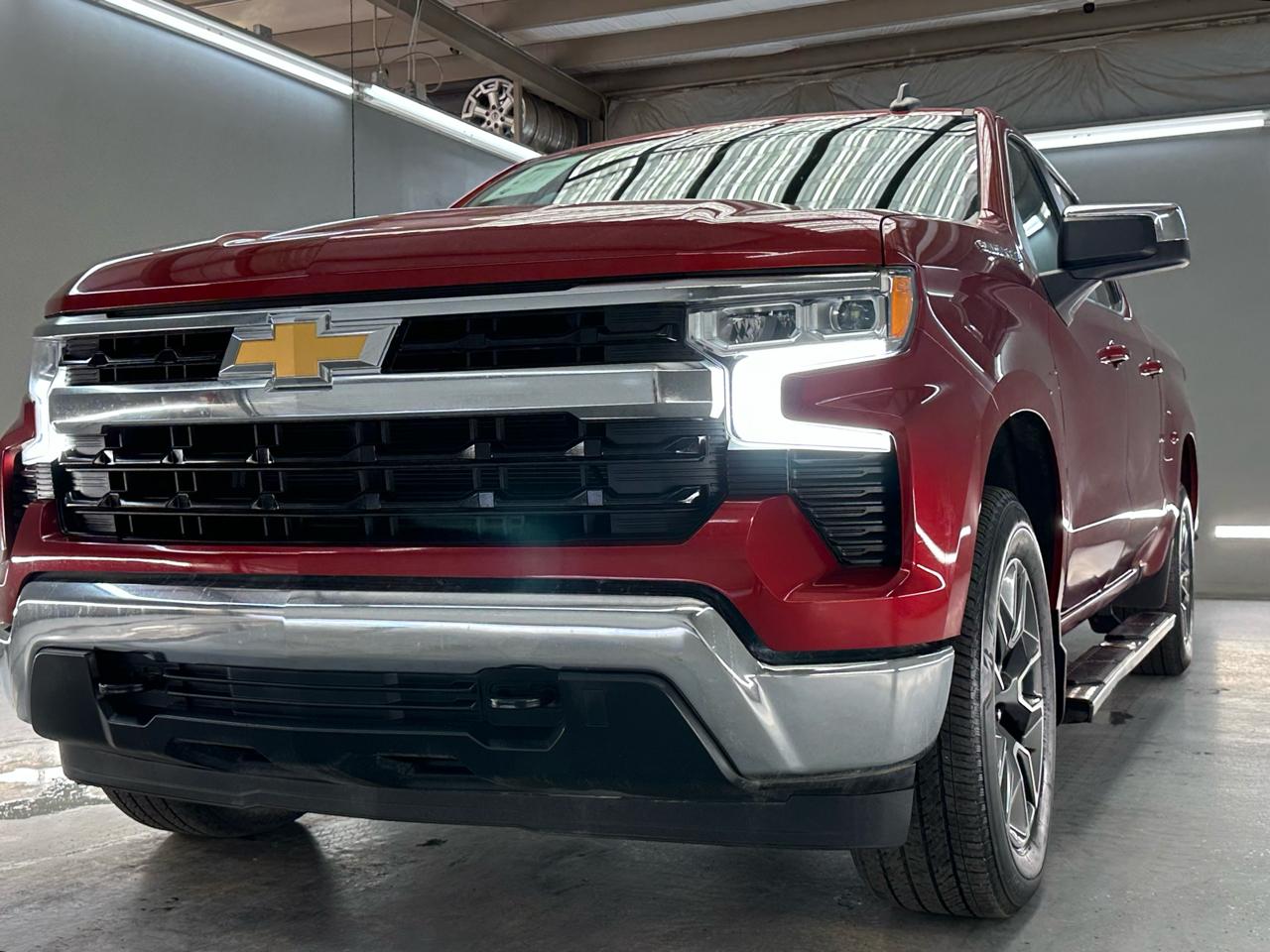 Chevrolet Silverado 1500 LT Crew Cab 4WD 2024