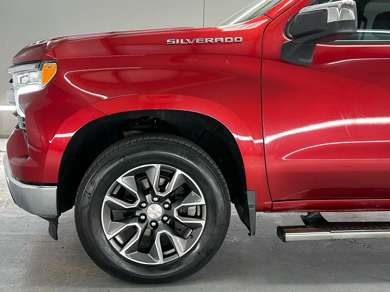 Chevrolet Silverado 1500 LT Crew Cab 4WD 2024