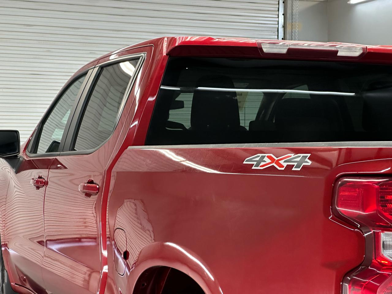 Chevrolet Silverado 1500 LT Crew Cab 4WD 2024