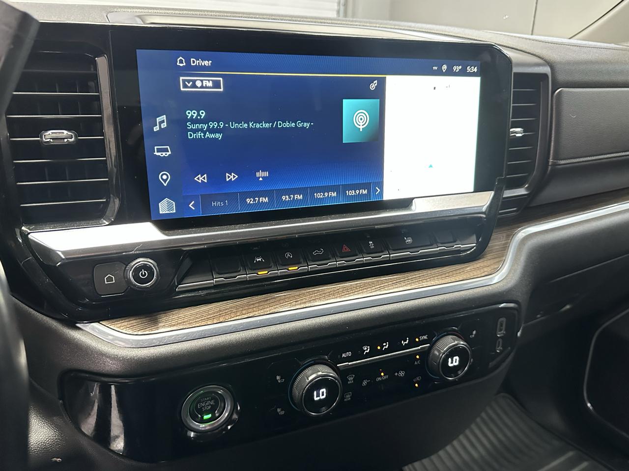 Chevrolet Silverado 1500 LT Crew Cab 4WD 2024