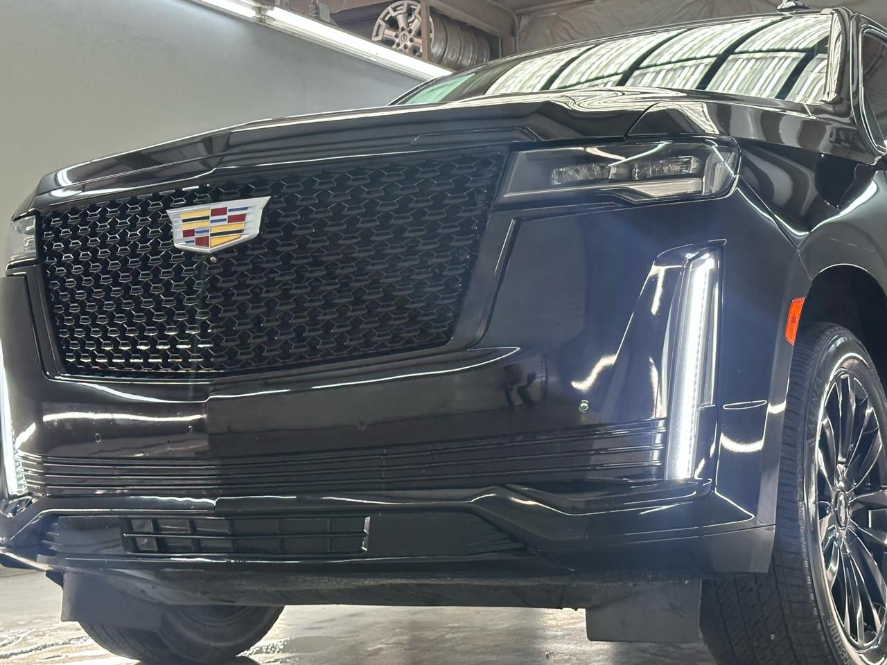 Cadillac Escalade ESV 2WD Luxury 2023