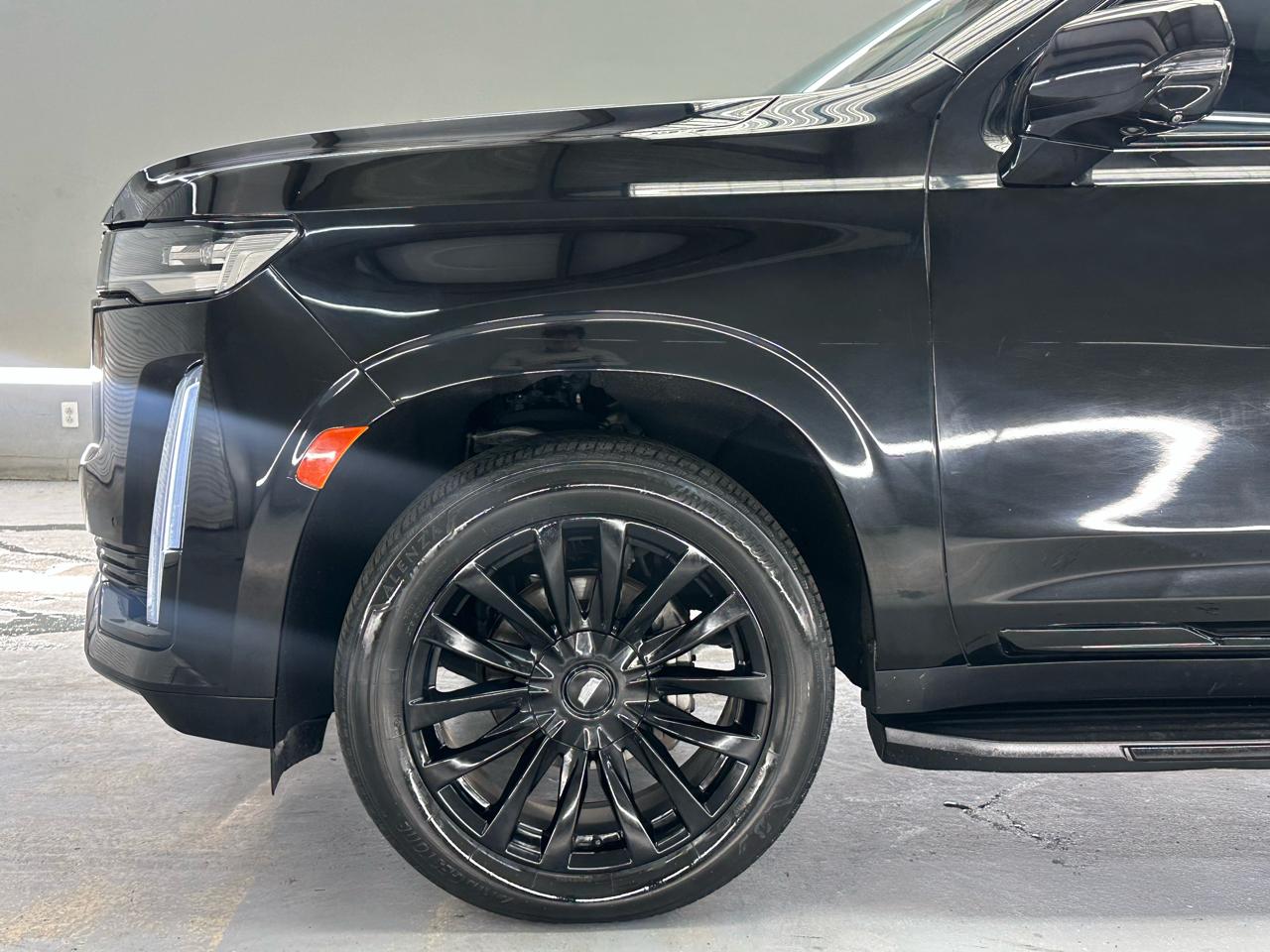 Cadillac Escalade ESV 2WD Luxury 2023