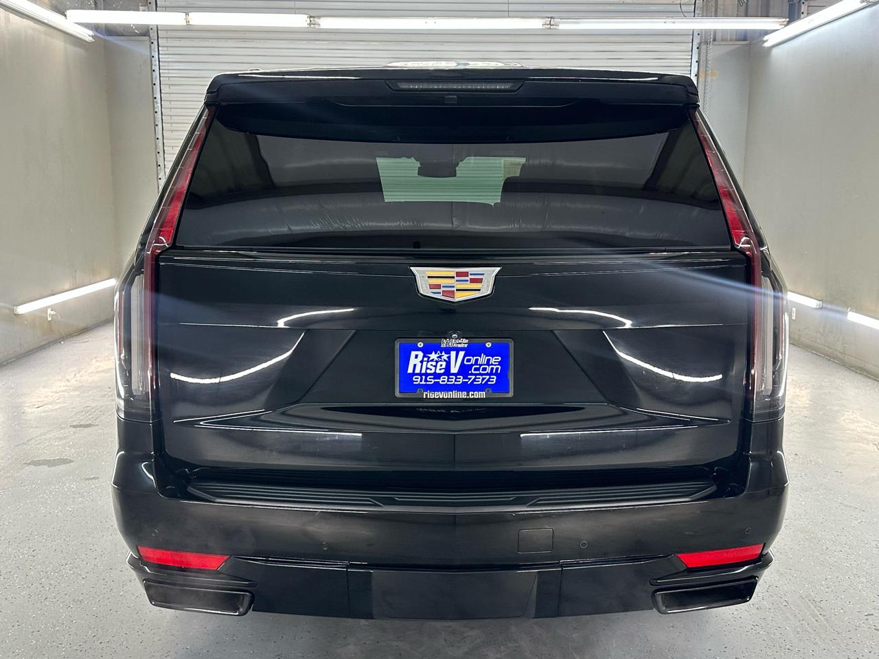 Cadillac Escalade ESV 2WD Luxury 2023