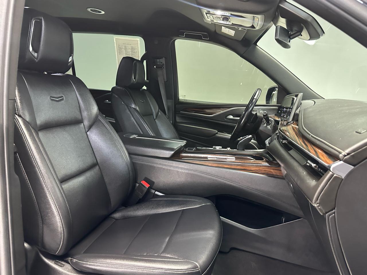 Cadillac Escalade ESV 2WD Luxury 2023