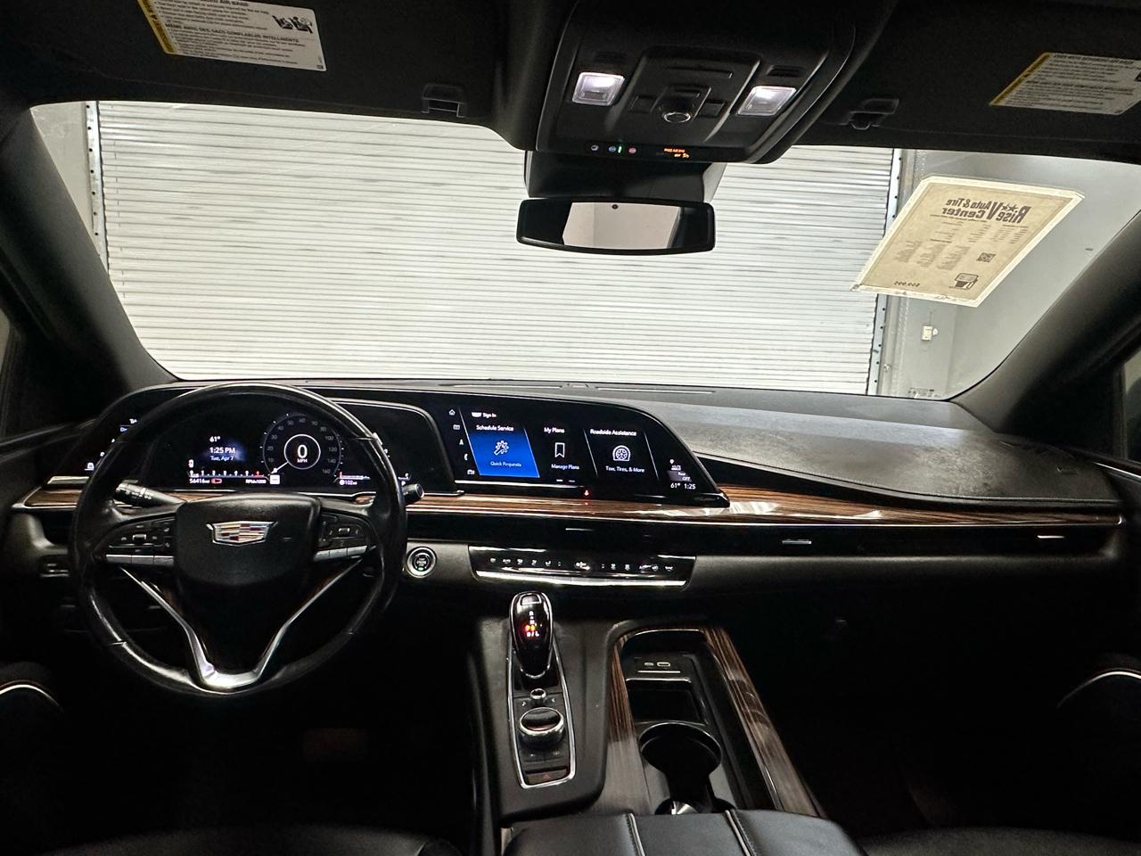Cadillac Escalade ESV 2WD Luxury 2023