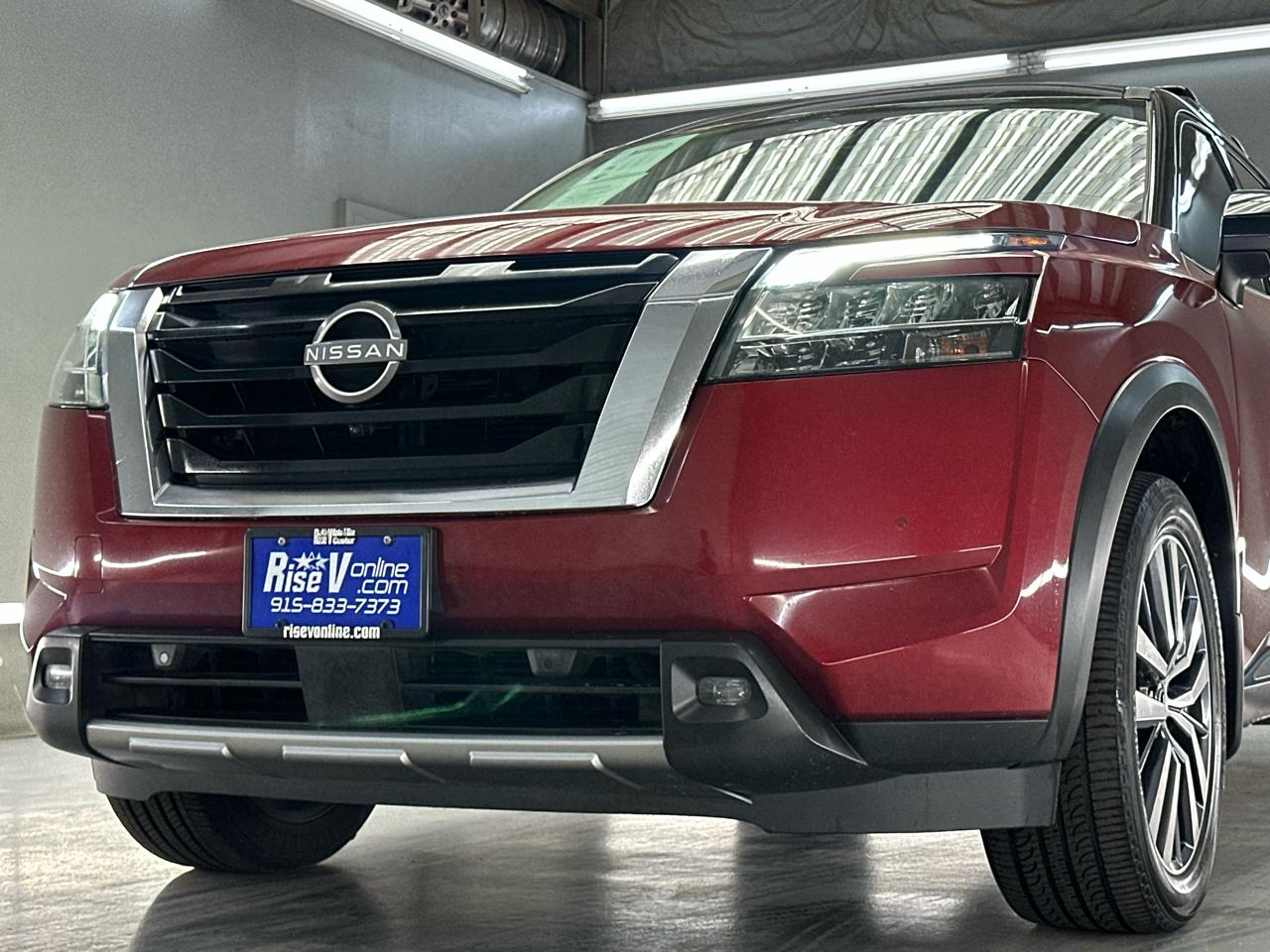 Nissan Pathfinder Platinum 2022