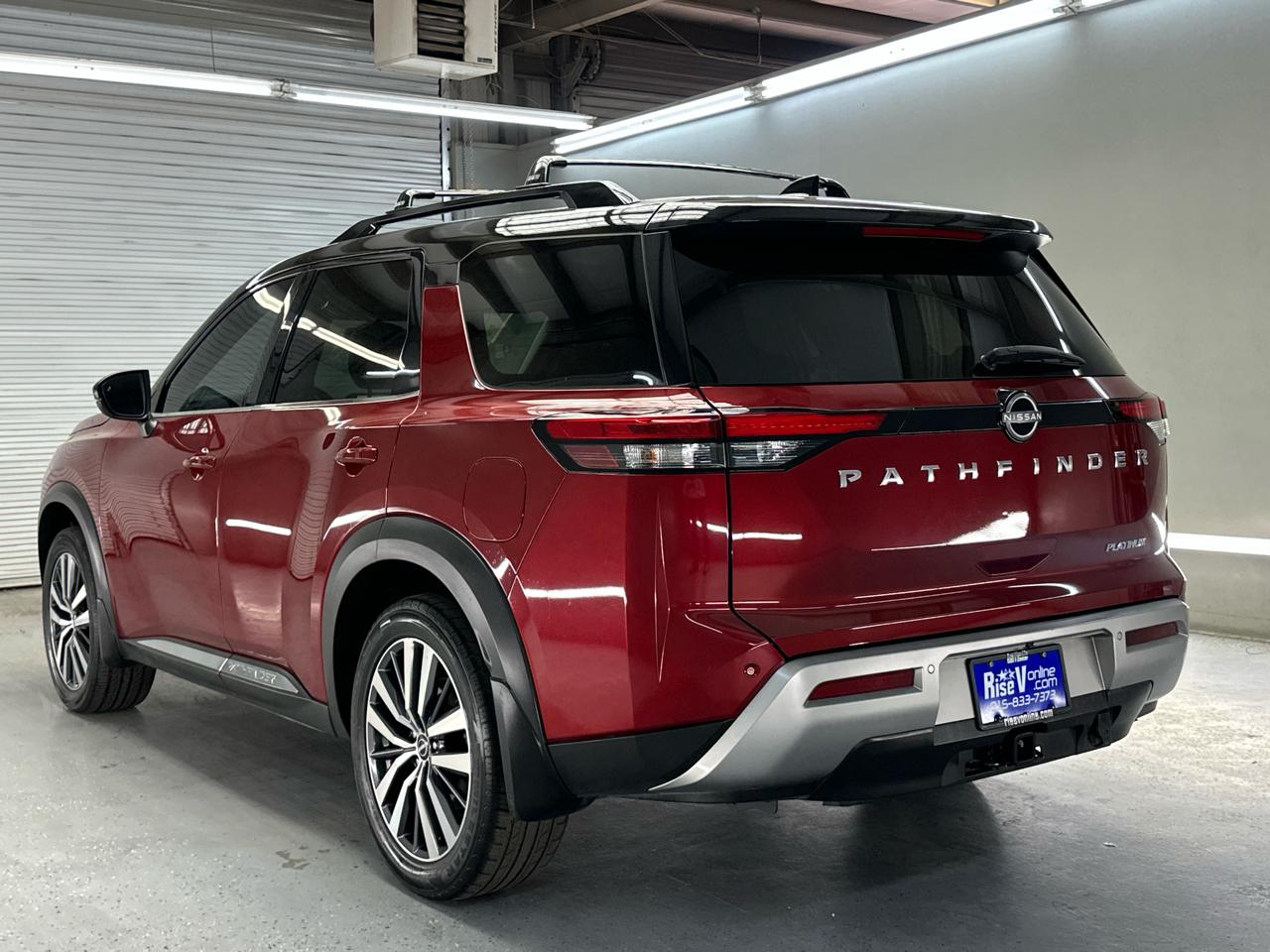 Nissan Pathfinder Platinum 2022