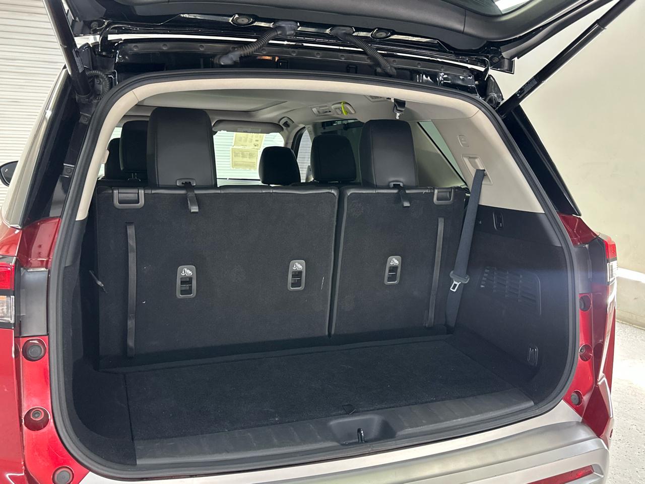 Nissan Pathfinder Platinum 2022