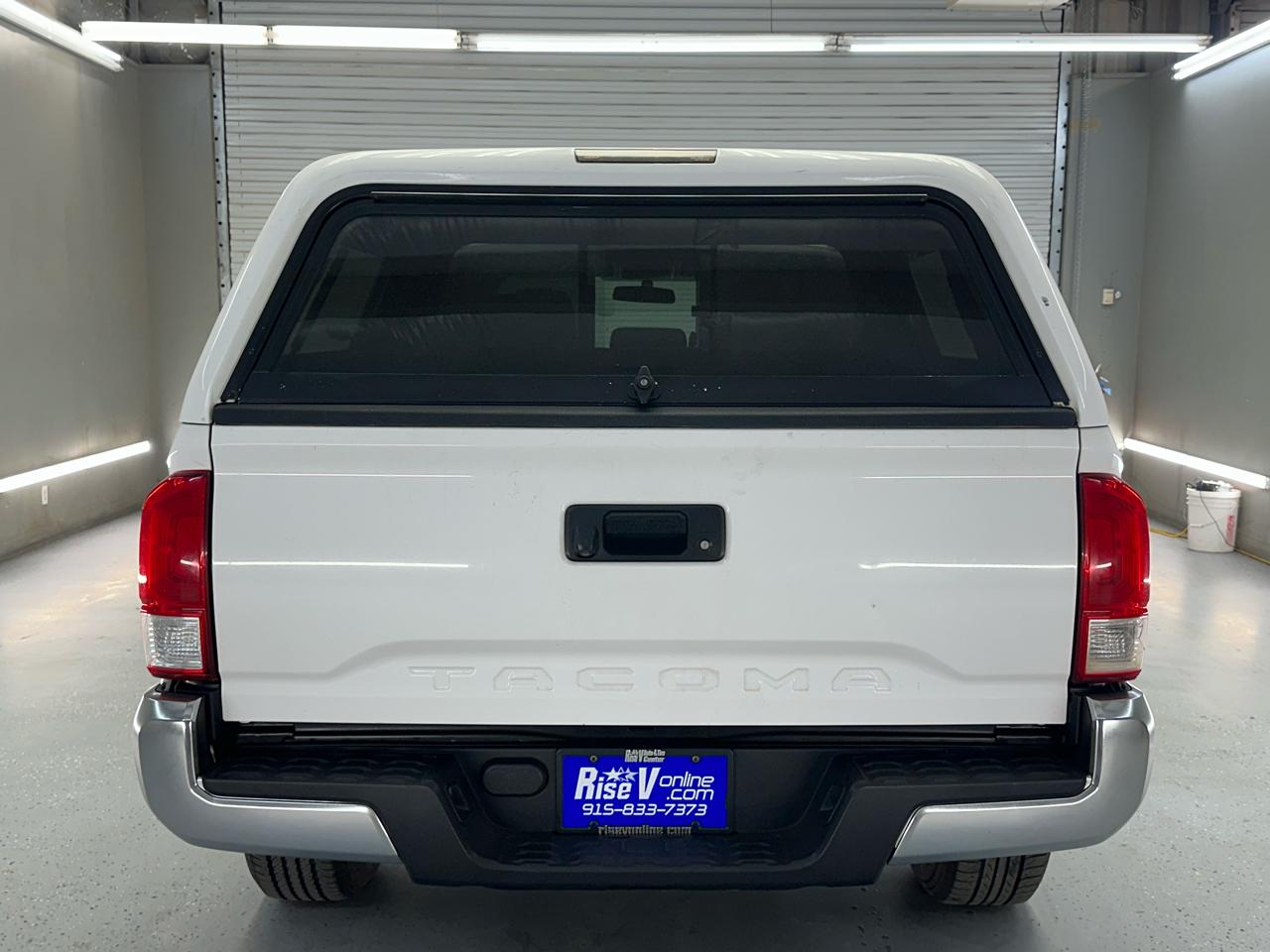 Toyota Tacoma  2017