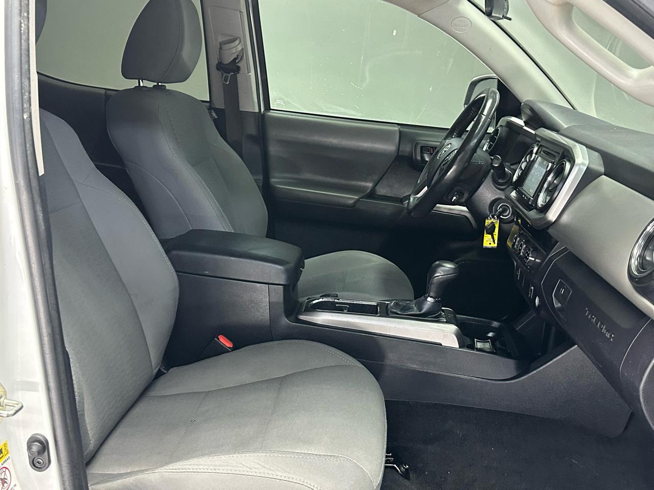 Toyota Tacoma  2017