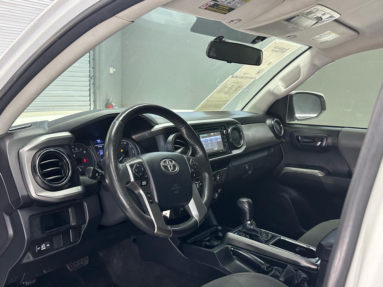 Toyota Tacoma  2017